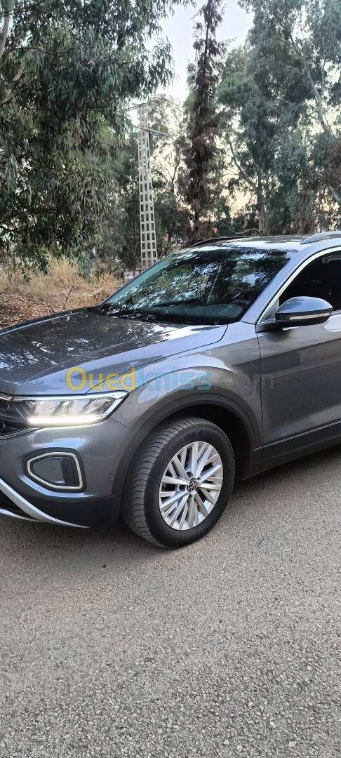 Volkswagen T-Roc 2023 Life