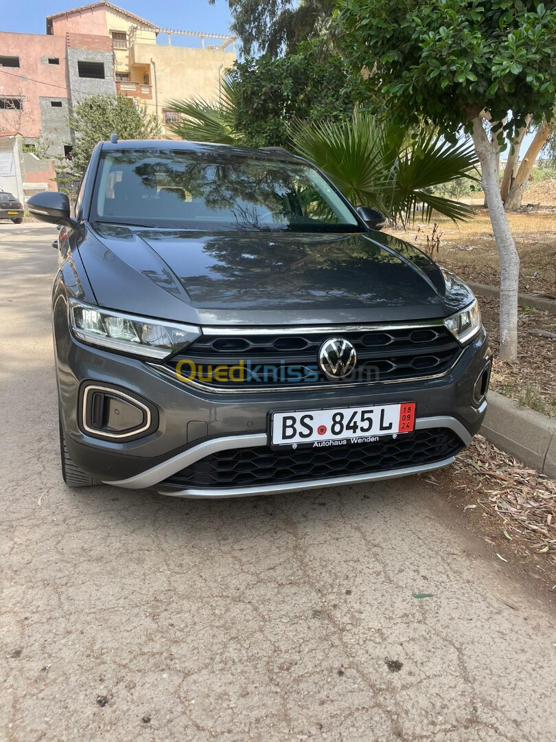 Volkswagen T-Roc 2023 Life