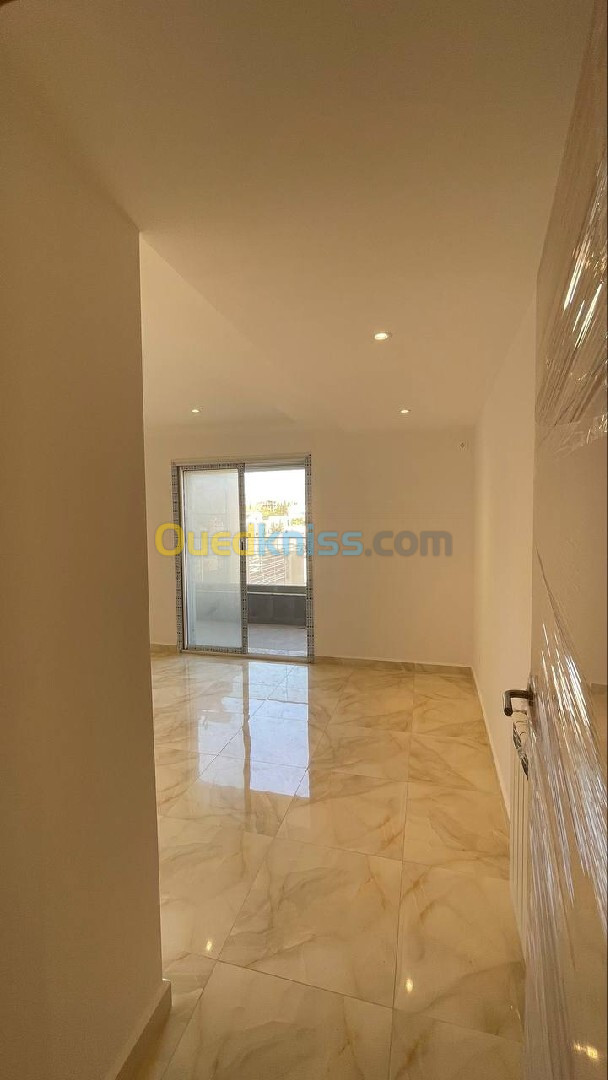 Vente Appartement F4 Alger El achour