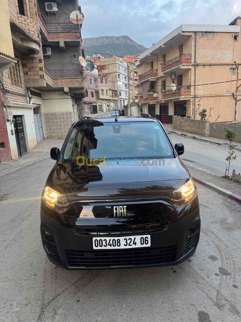 Fiat Doblo 2024 Italie