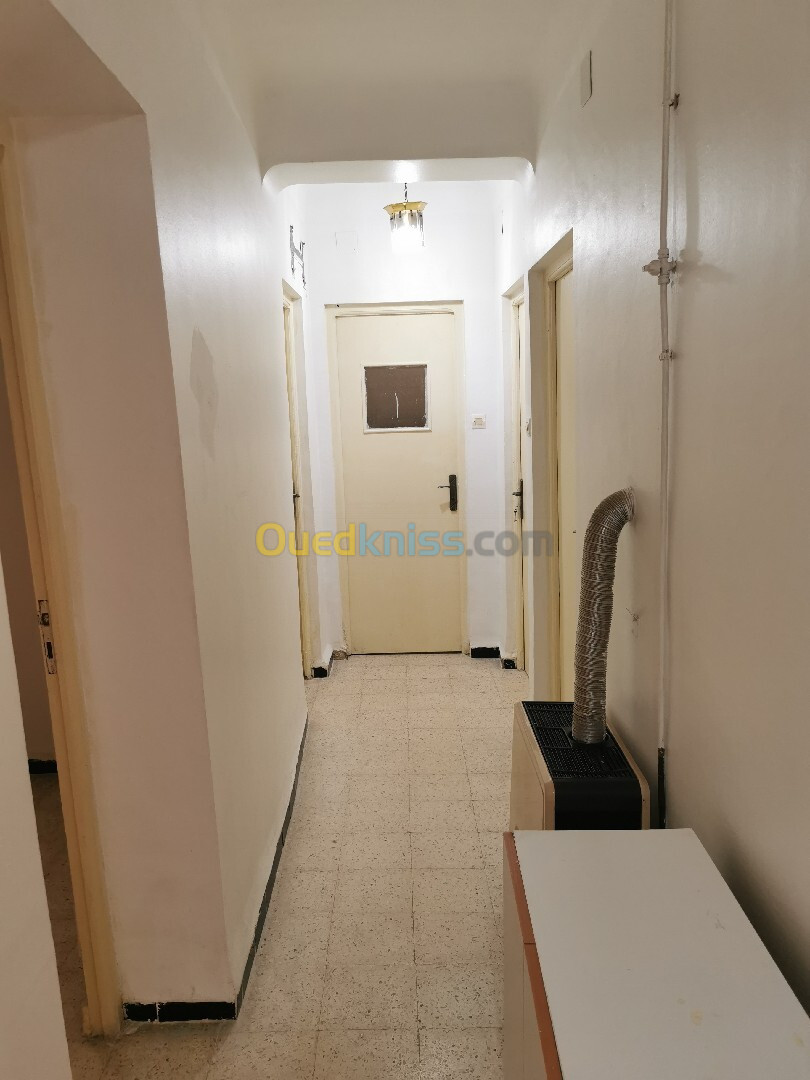 Location Appartement F3 Alger Bab ezzouar