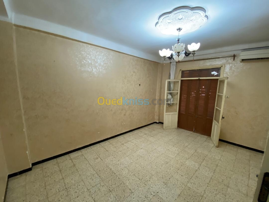 Vente Appartement F3 Tipaza Bou ismail