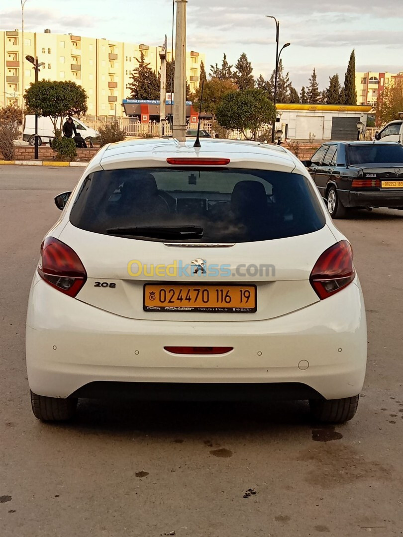 Peugeot 208 2016 Access Facelift