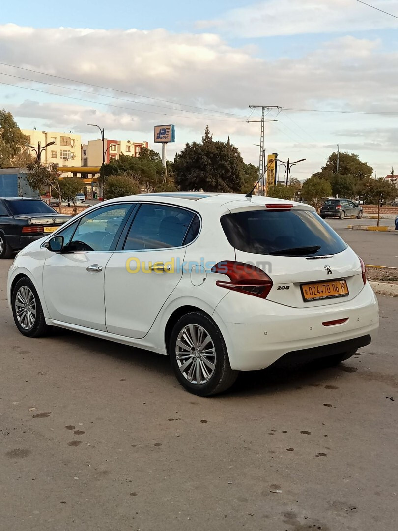 Peugeot 208 2016 Access Facelift