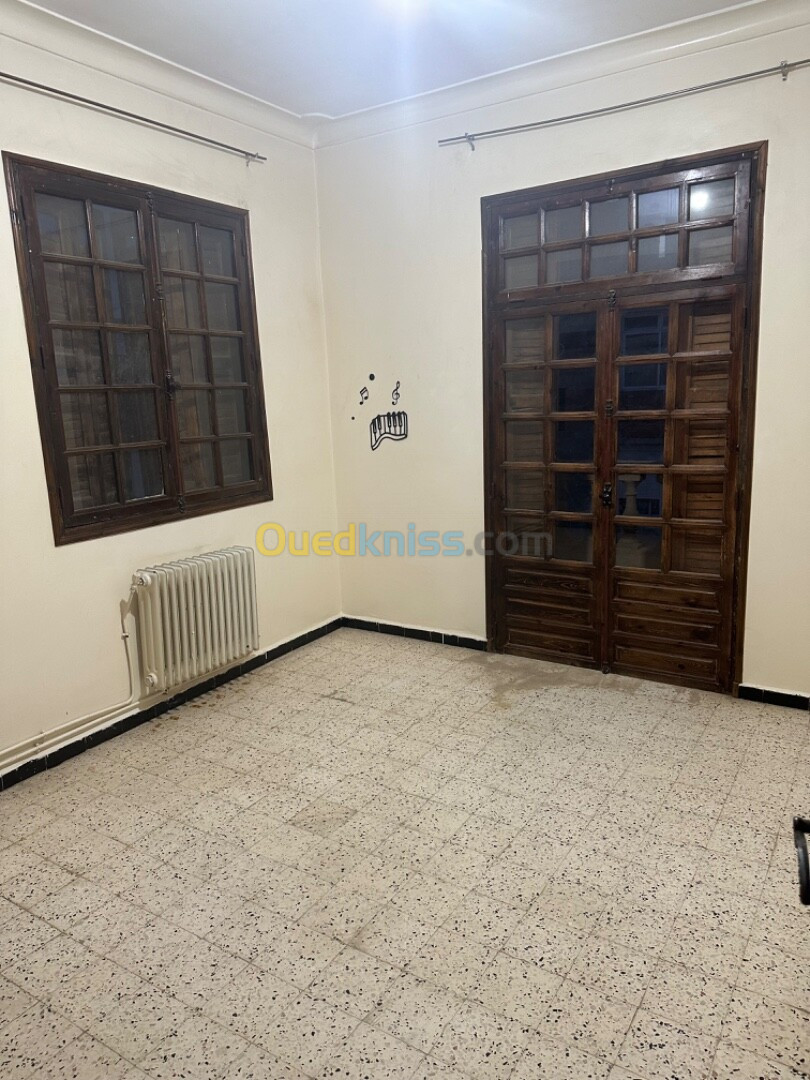 Location Niveau De Villa F5 Annaba Annaba