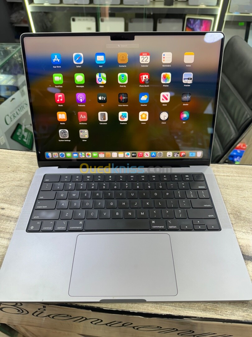 MacBook pro M1 Pro 14" 16G 512G  mdm très bon état 