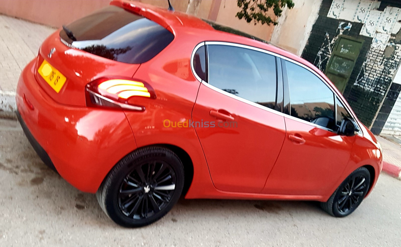 Peugeot 208 2015 Allure Facelift