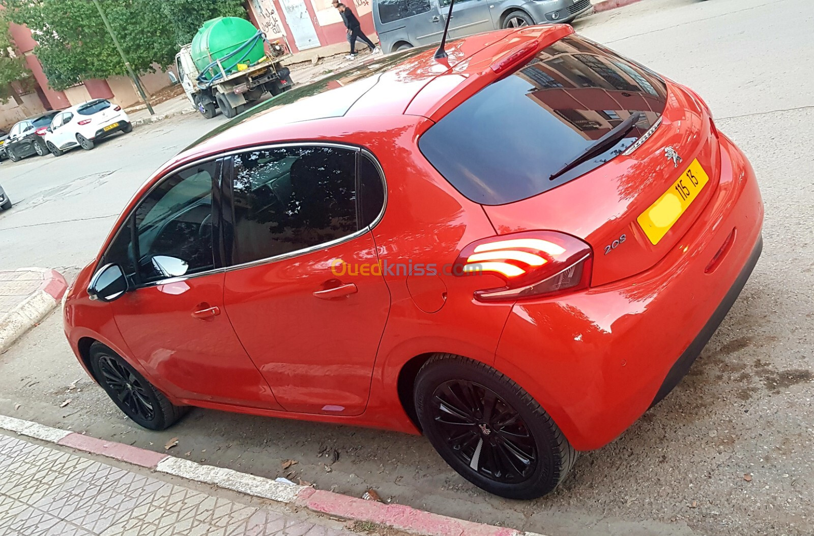 Peugeot 208 2015 Allure Facelift