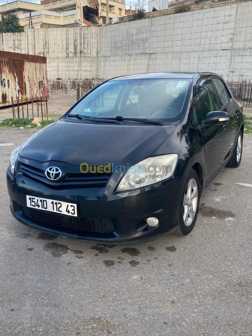 Toyota Auris 2012 