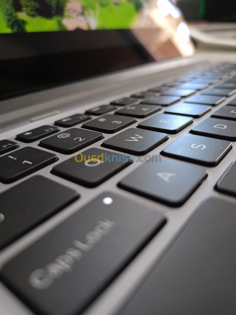 dell latitude 7200 i7