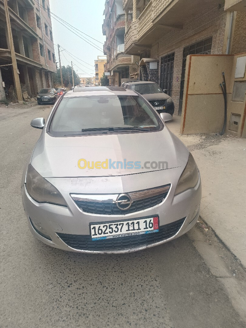 Opel Astra 2011 SPORT