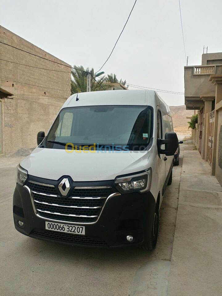 Renault Master 2022