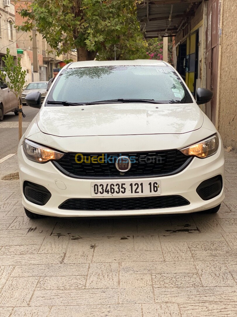 Fiat Tipo 2021 Street