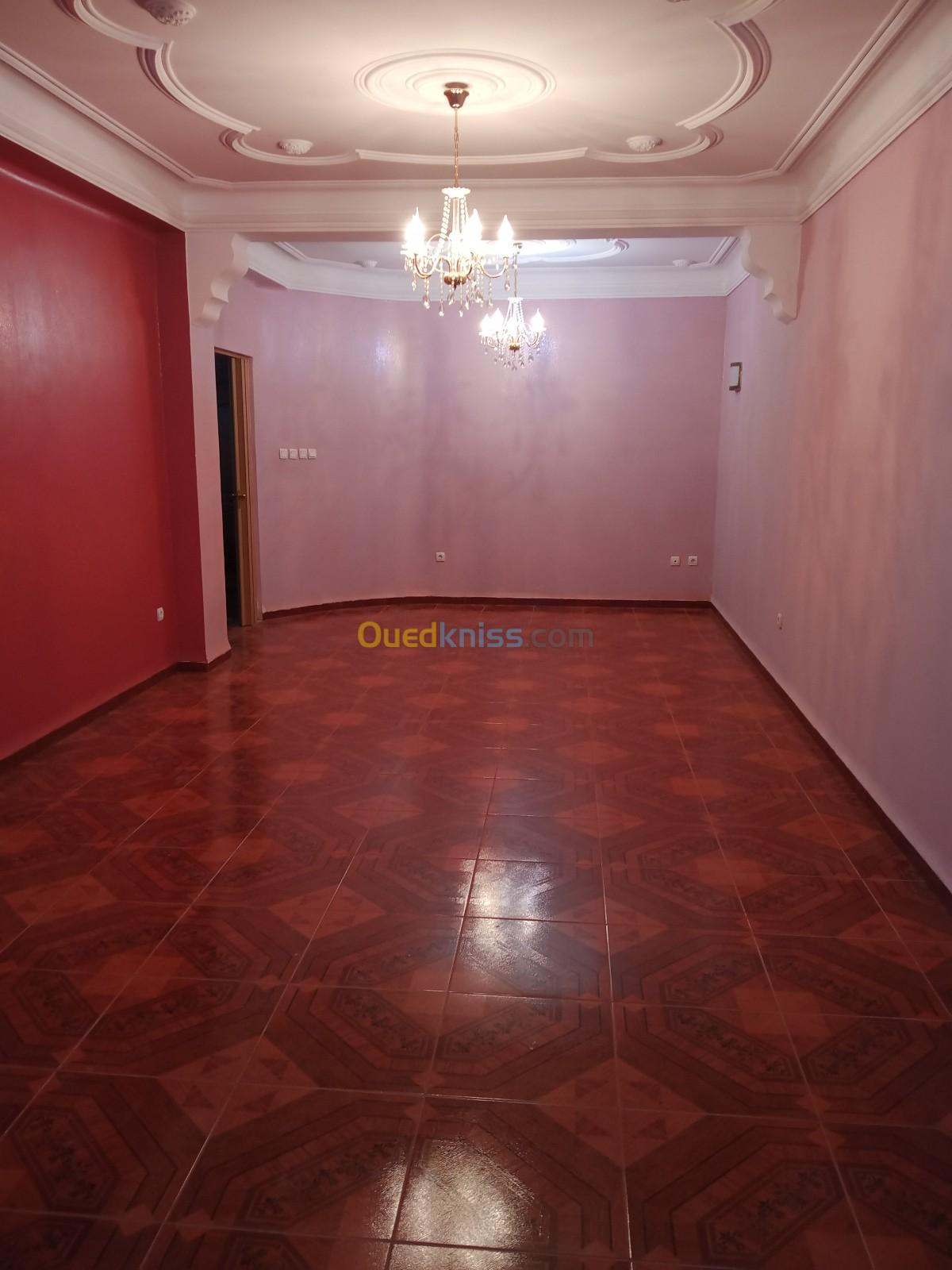 Location Appartement F4 Alger Draria