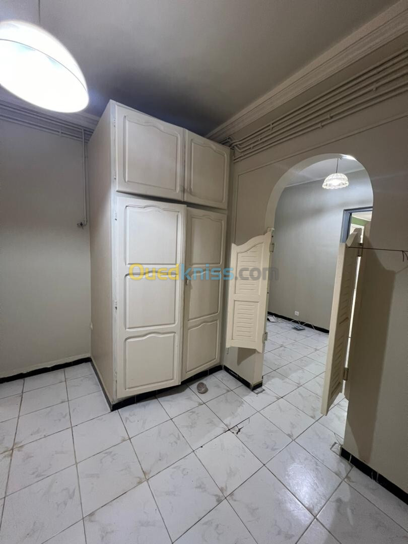 Location Appartement F5 Alger Said hamdine