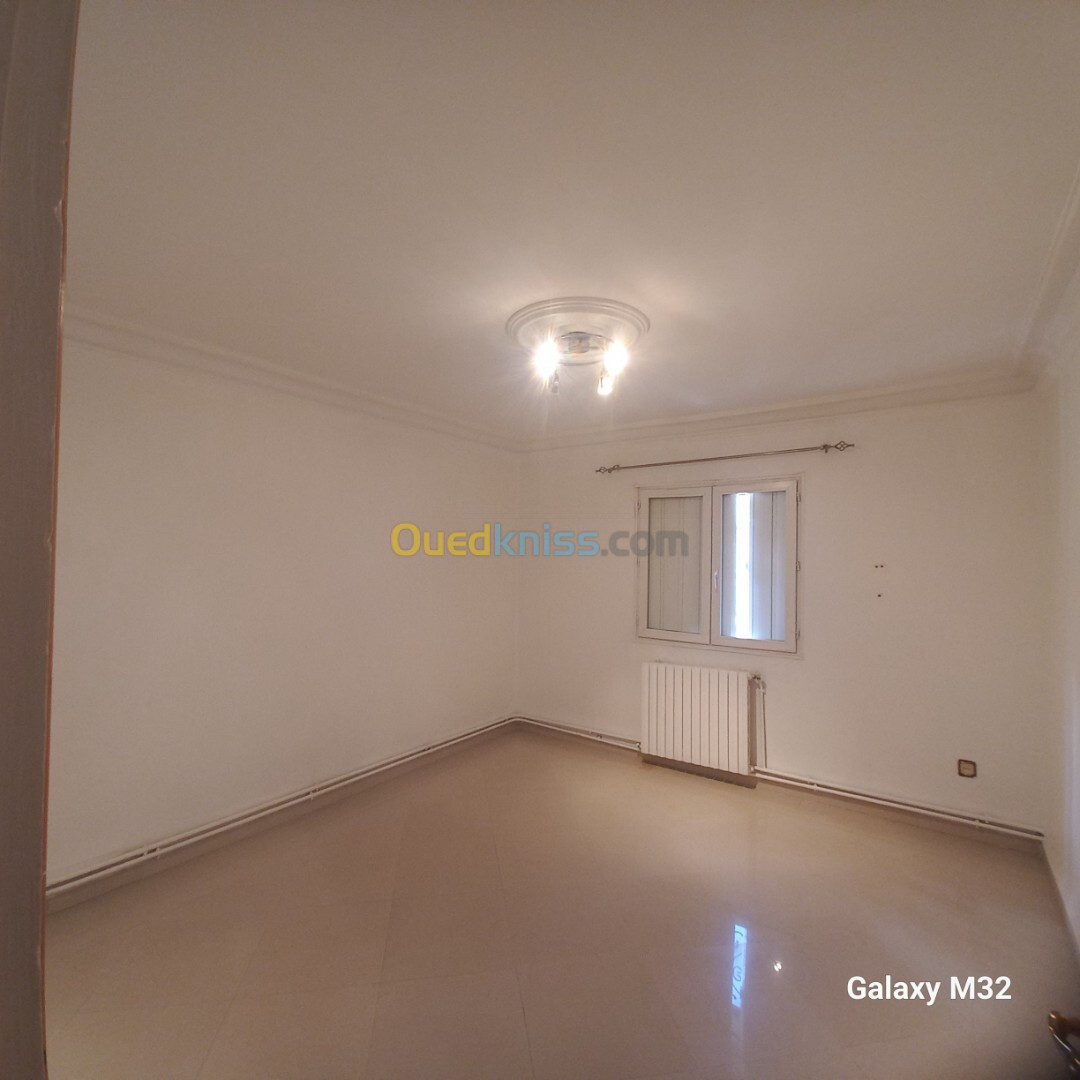 Location Appartement F4 Constantine Constantine