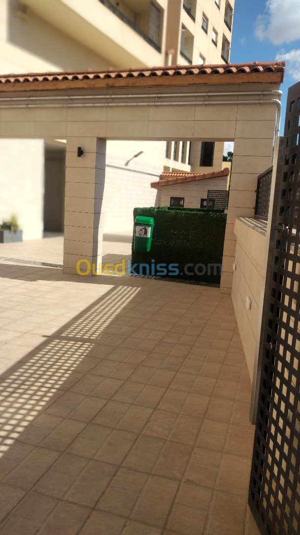 Vente Appartement F5 Oran Bir el djir