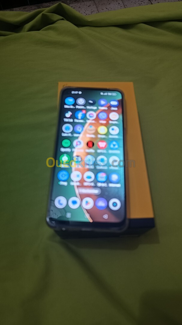 Realme 11