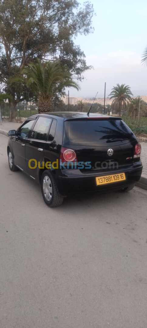 Volkswagen Polo 2009 Black et Silver