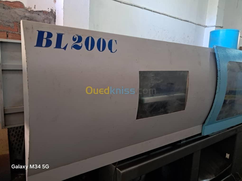  machine injection plastique Bole