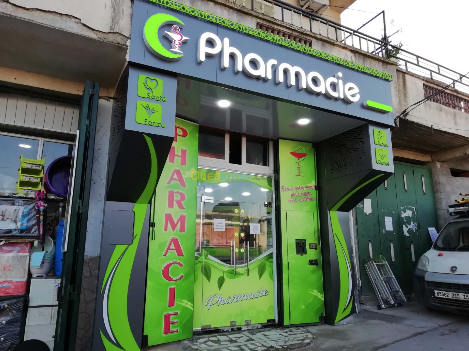 aménagement extérieur pharmacie 