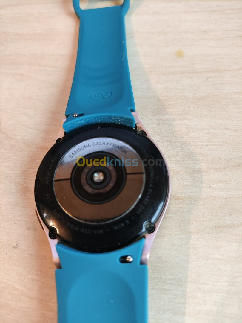 Galaxy Watch 4 bonne etat