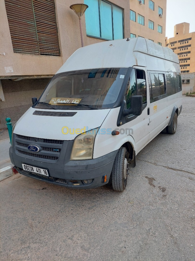 Locatoin mini bus