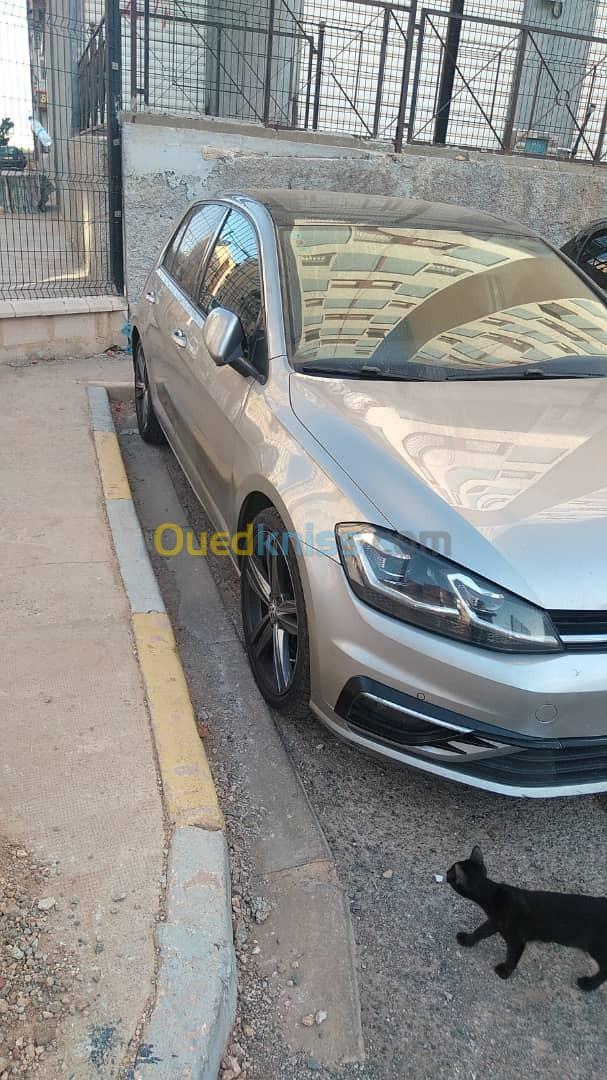 Volkswagen Golf 7 2018 Carat