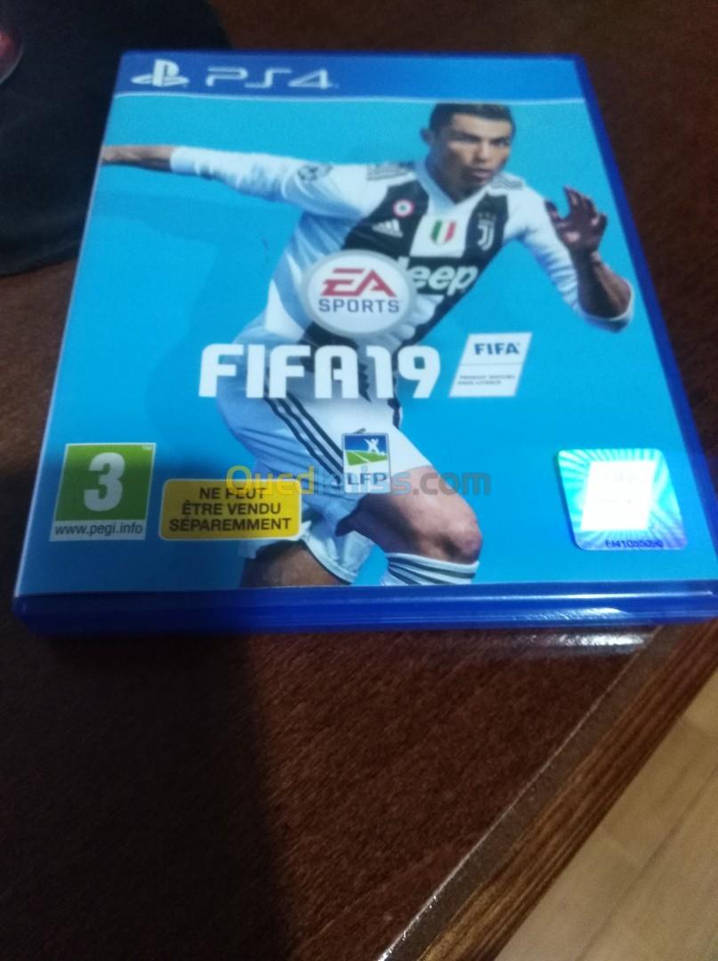 DVD PS4 Blue ray FIFA19