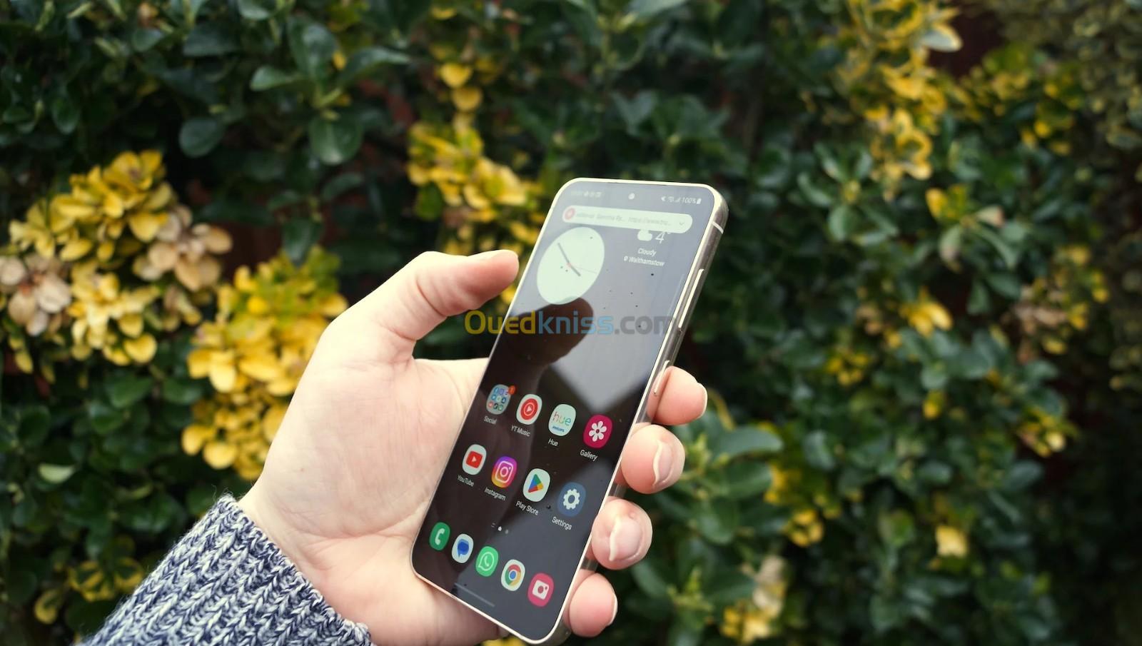 SAMSUNG Galaxy S23 5G - 256GB Phantom Black - Double SIM - 6.1-Inch Full HD - QHD Plus Dynamic AMOLED 2X Displays Respectively - 8GB RAM
