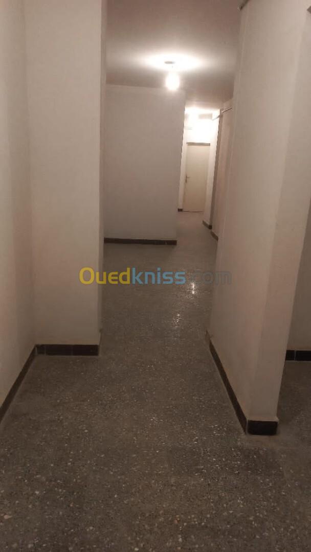 Vente Appartement F4 Alger Bordj el bahri