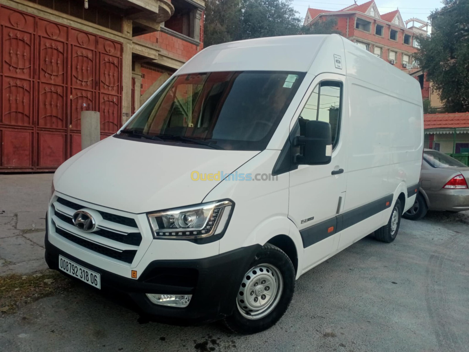 Hyundai H350 2018