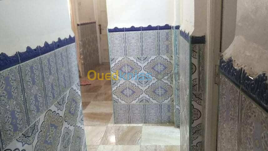 Location Appartement F03 Alger Kouba