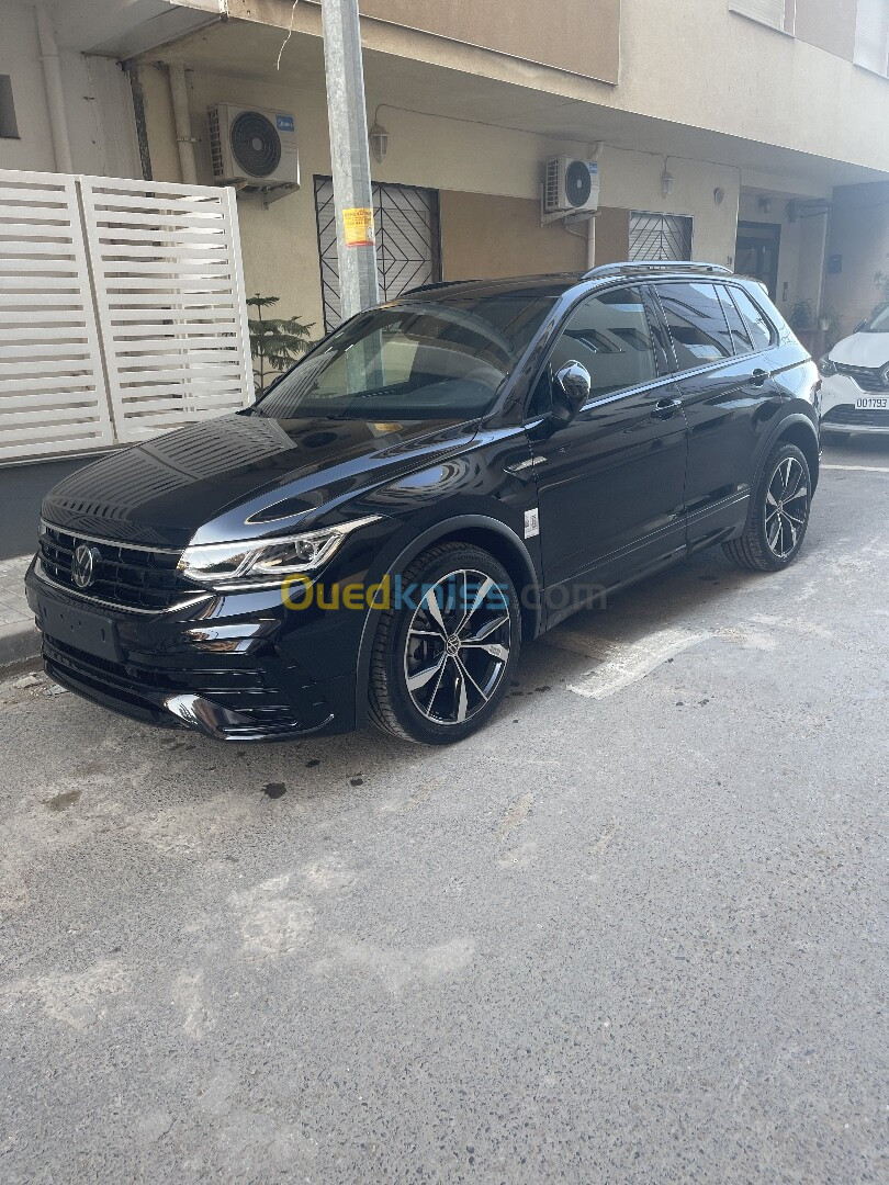 Volkswagen Tiguan 2024 R line edition black