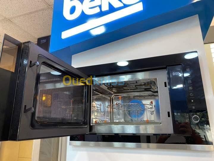 PROMO Micro onde BEKO Encastré Noir 25L 57500Da