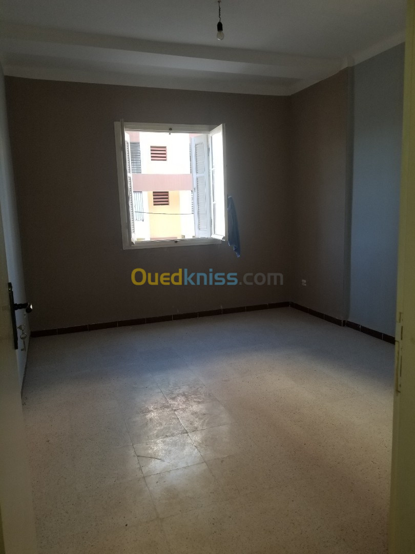 Vente Appartement F3 Jijel Jijel