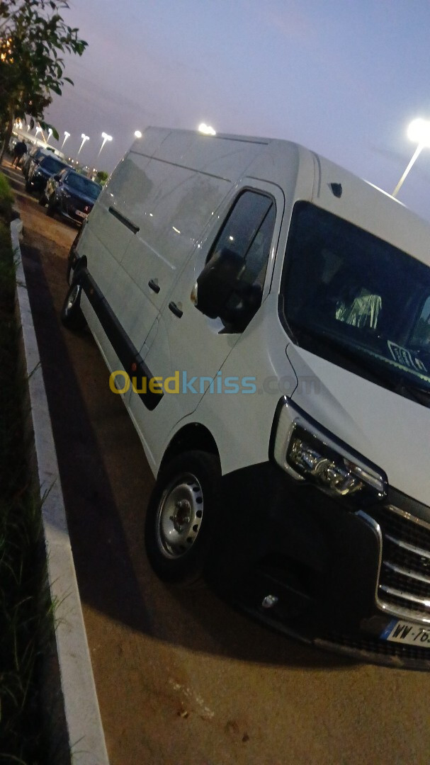 Renault Master 2024 L3H2