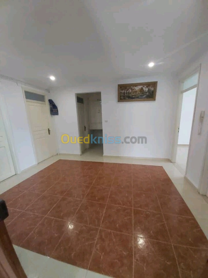 Location Niveau De Villa F3 Alger Draria