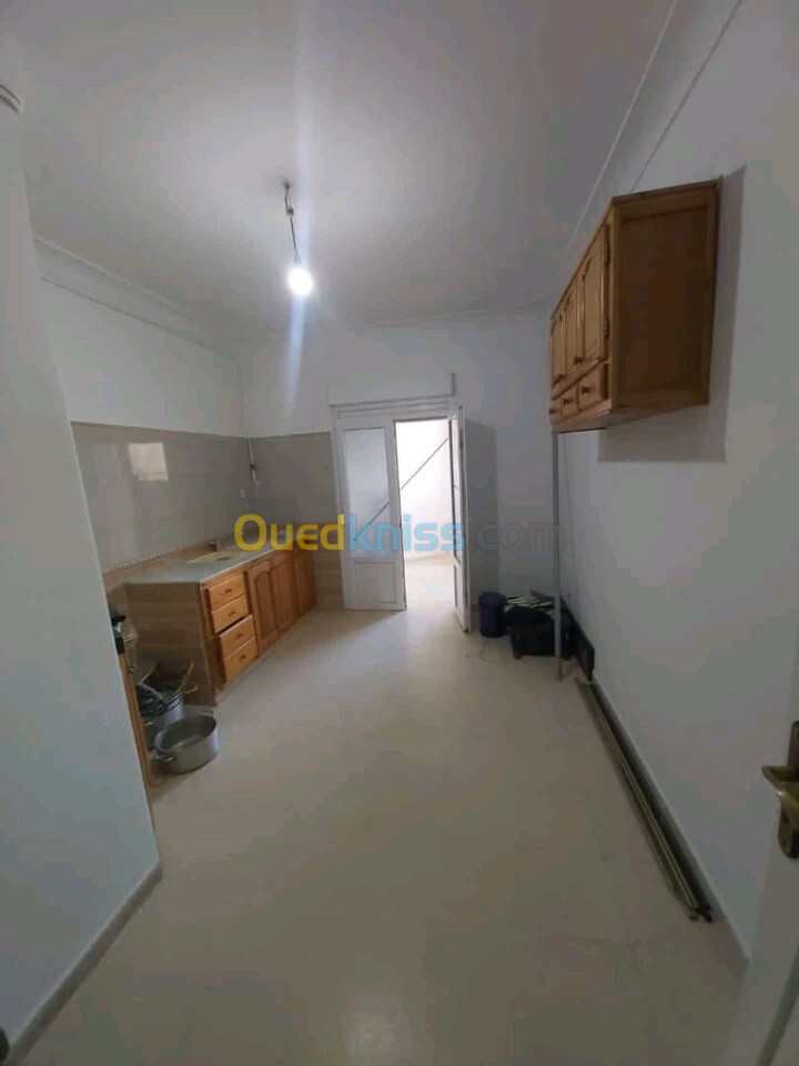 Location Niveau De Villa F3 Alger Draria