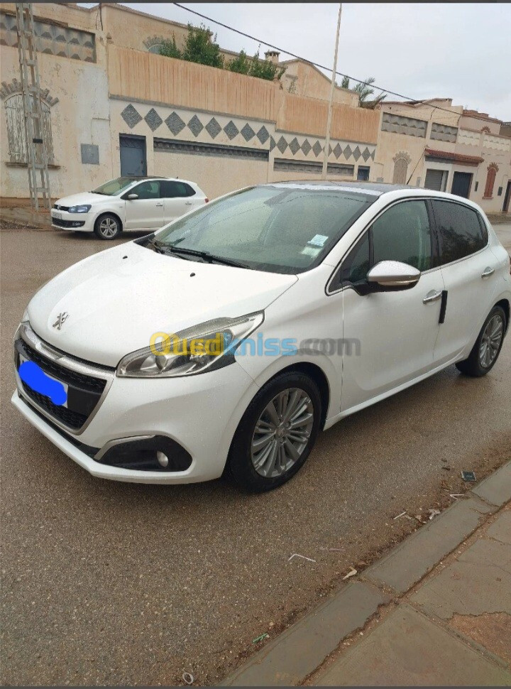 Peugeot 208 2016 Allure Facelift