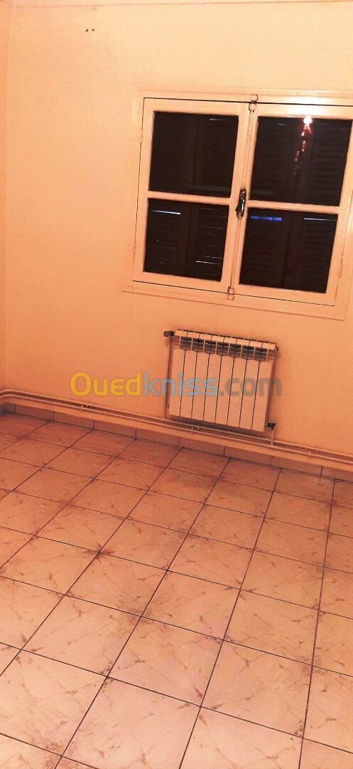 Location Appartement F03 Alger Bir mourad rais