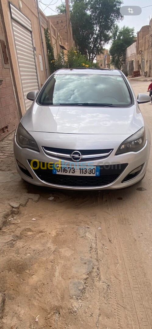 Opel Astra 2013 COSMO