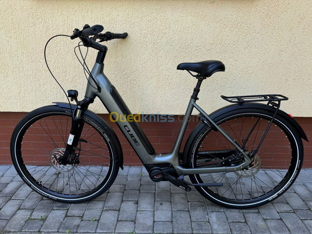 Vélo électrique CUBE 2024 batterie 625