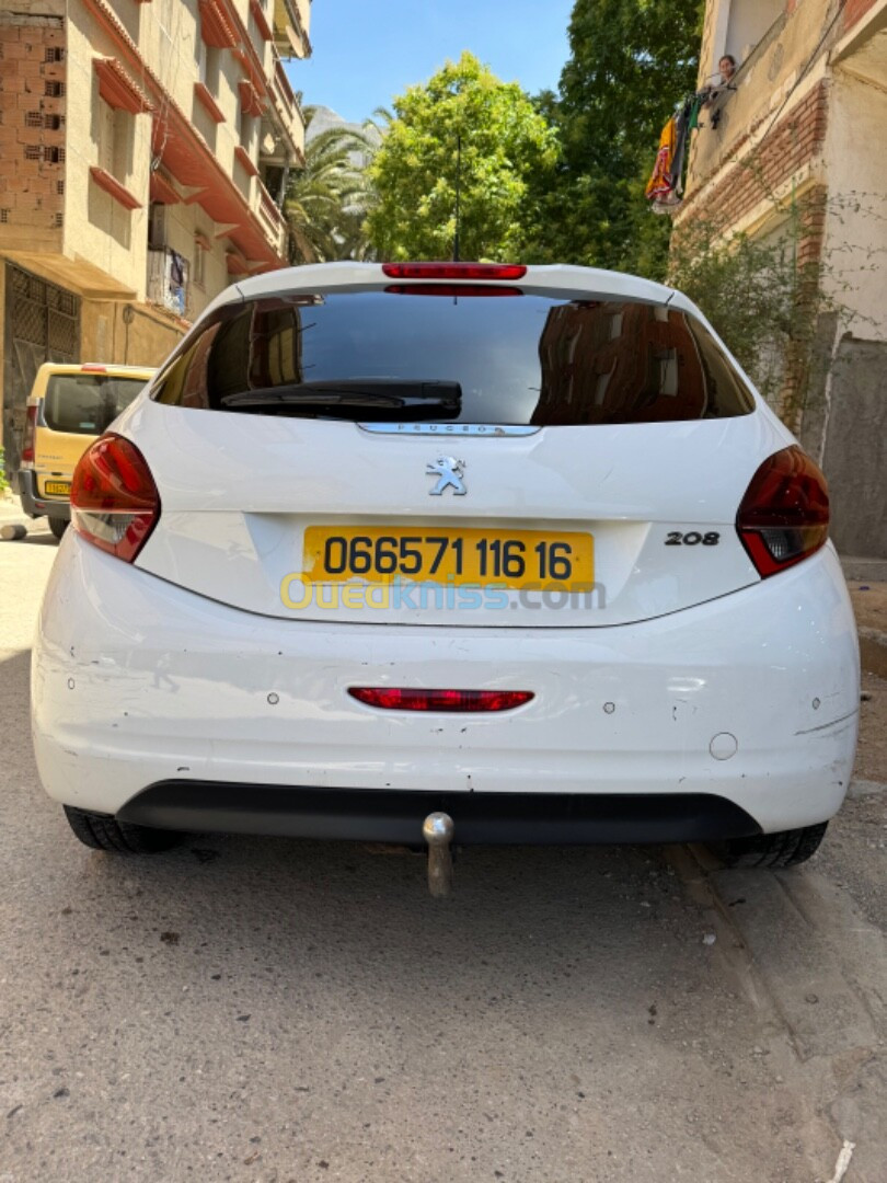 Peugeot 208 2016 