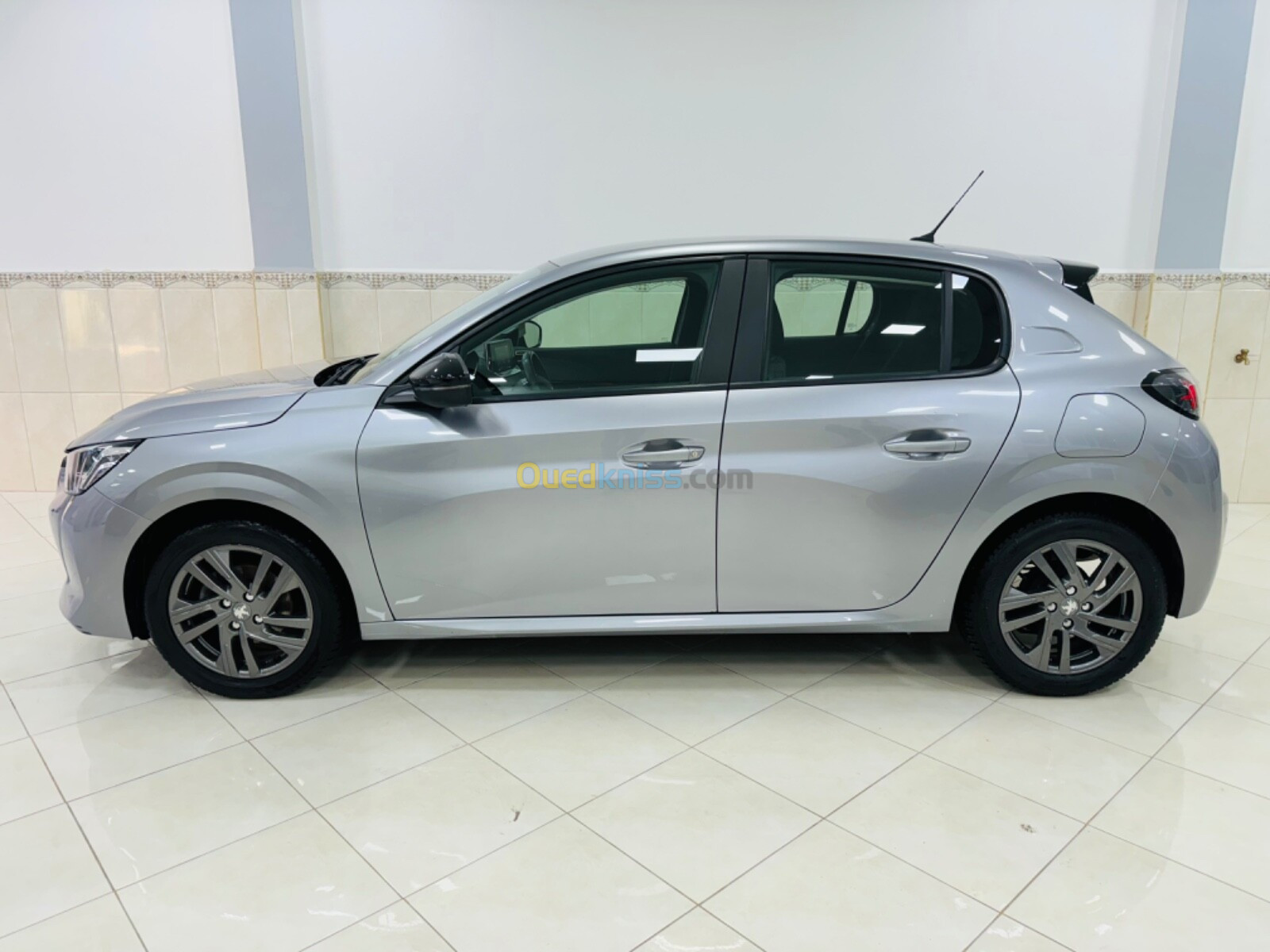 Peugeot 208 2022 Access Facelift