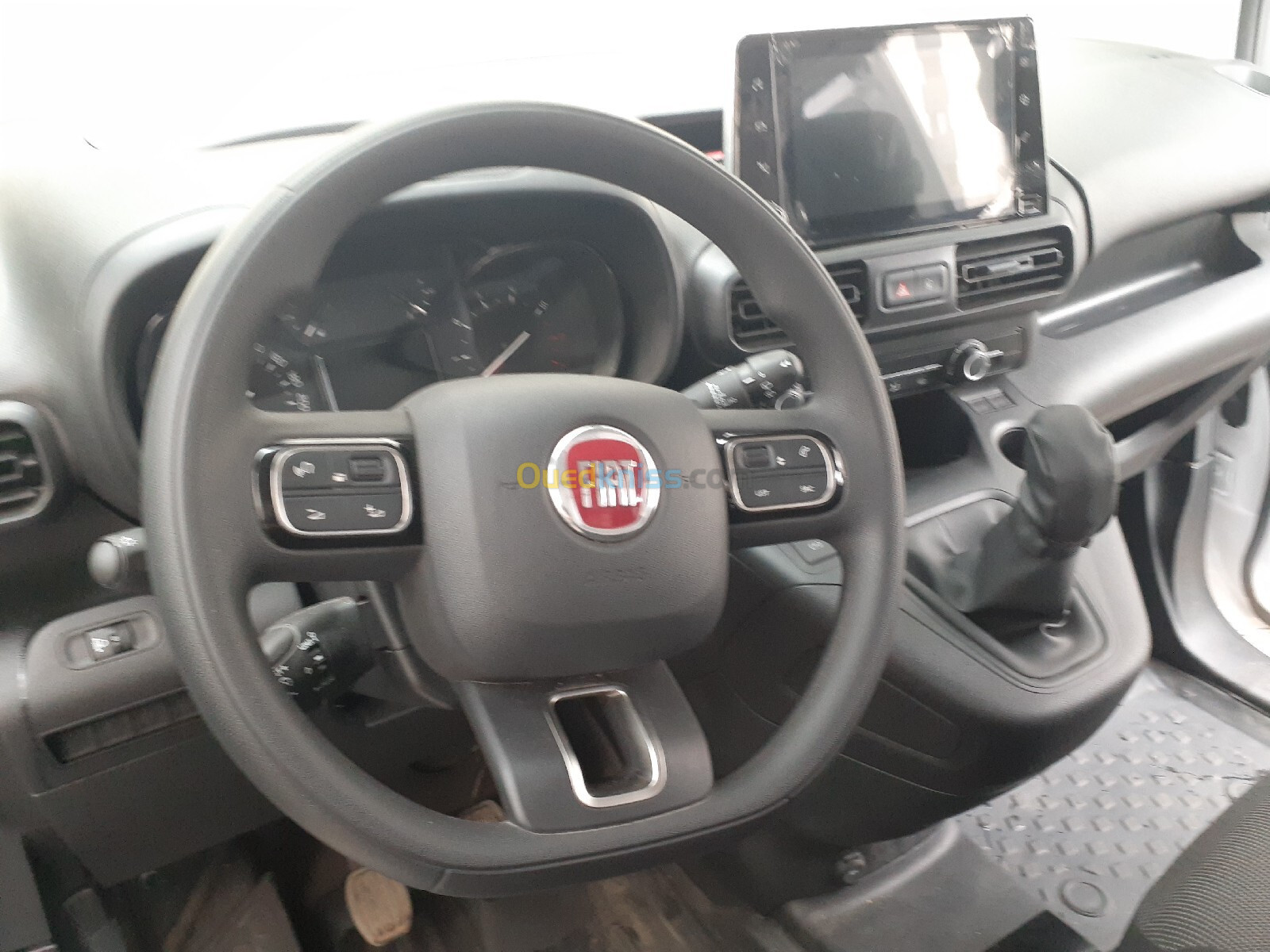 Fiat FIAT DOBLO 2024