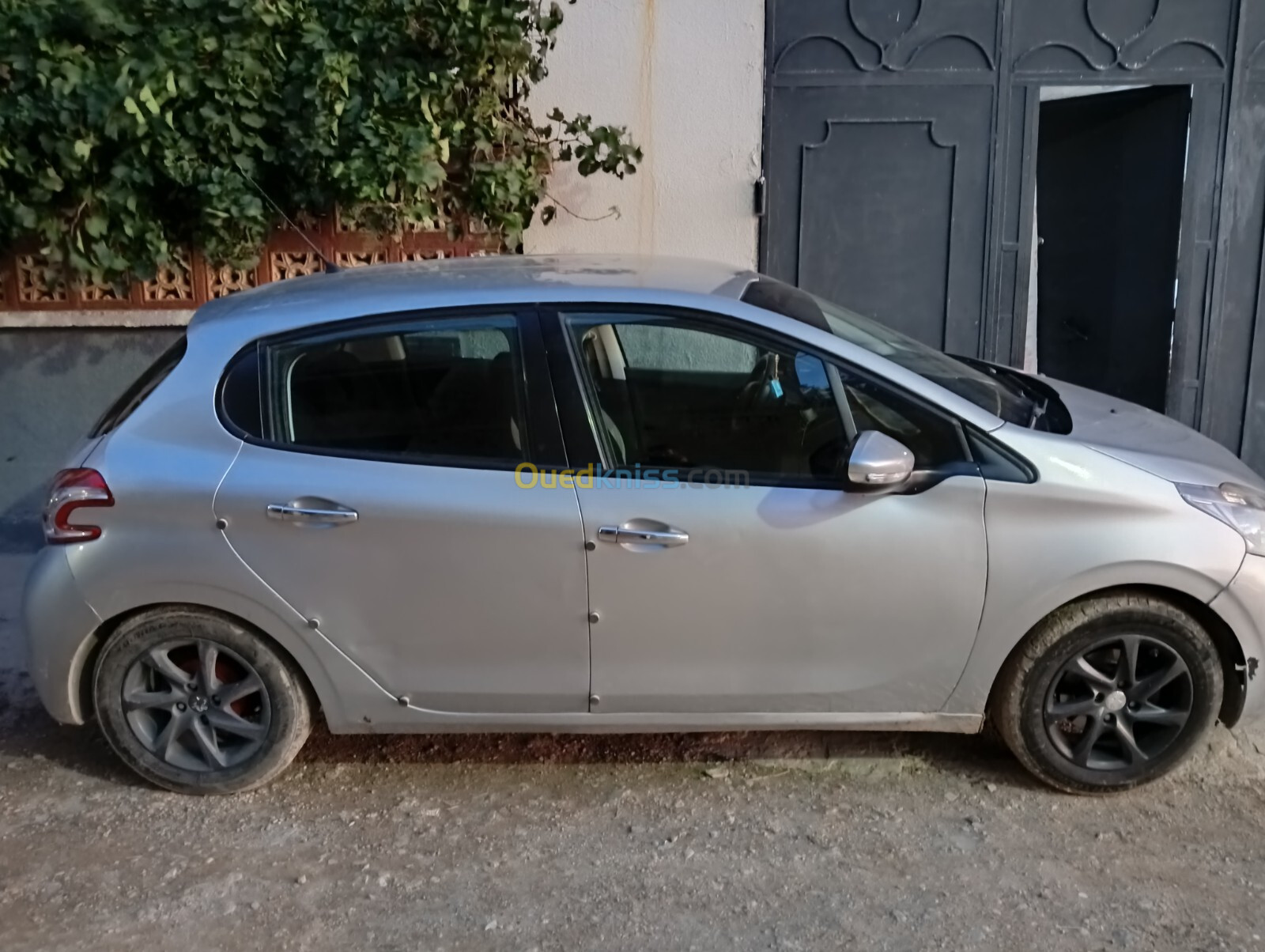 Peugeot 208 2013 Access