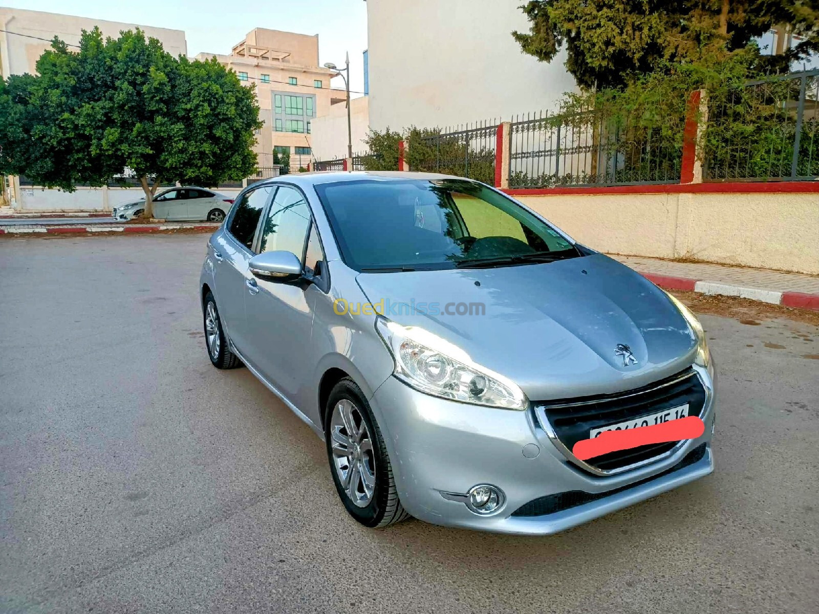 Peugeot 208 2015 208