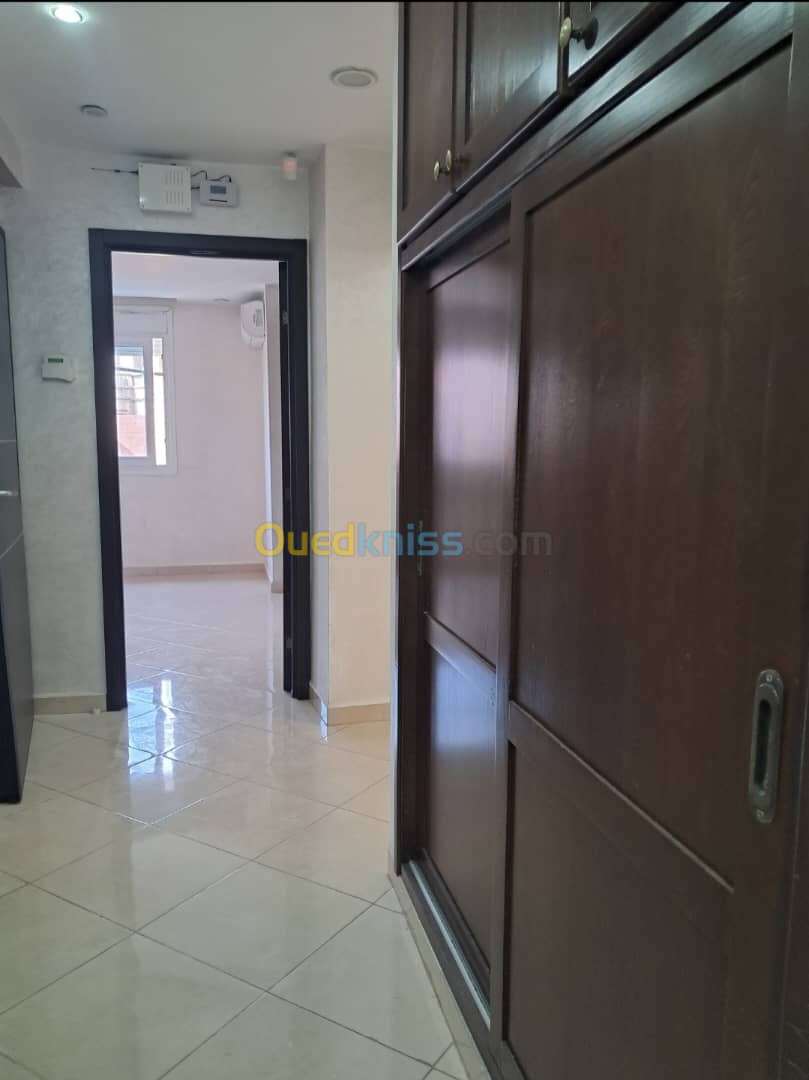 Location Niveau De Villa F3 Alger Kouba