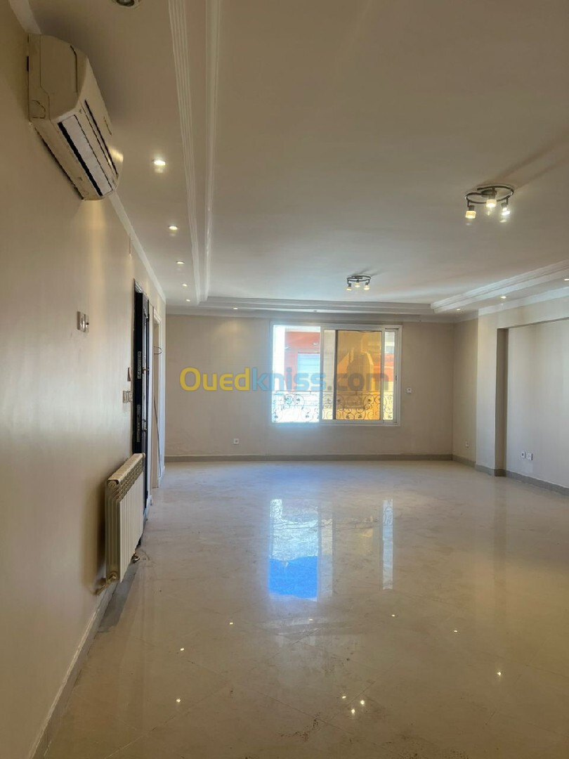 Location Appartement F4 Alger Ben aknoun